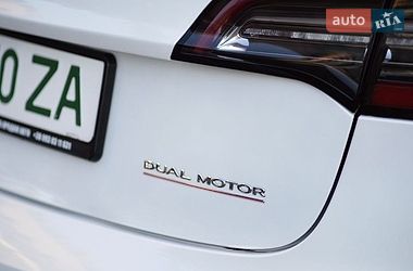 Седан Tesla Model 3 2020 в Софиевской Борщаговке