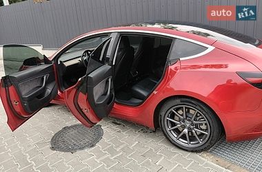 Седан Tesla Model 3 2018 в Луцьку