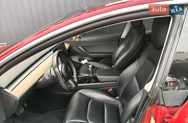 Седан Tesla Model 3 2018 в Луцьку