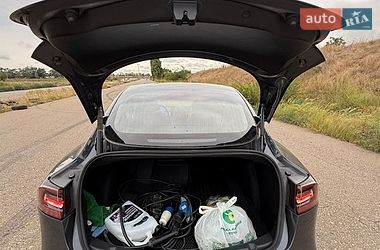 Седан Tesla Model 3 2021 в Одессе