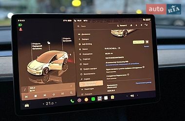 Седан Tesla Model 3 2022 в Виннице