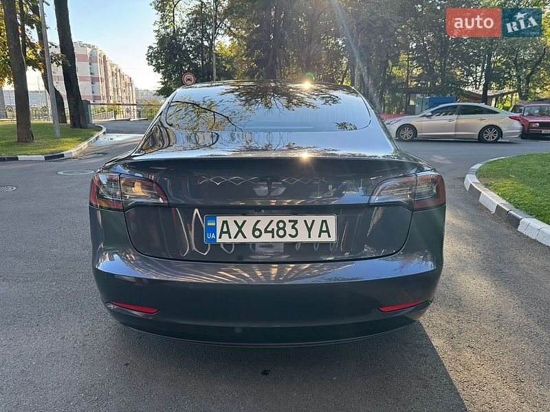 Седан Tesla Model 3 2019 в Харькове