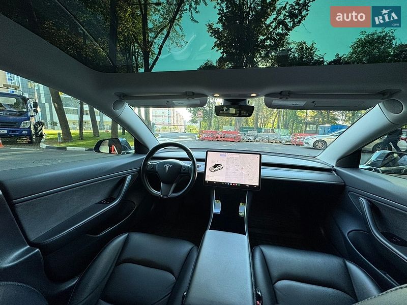 Седан Tesla Model 3 2019 в Харькове