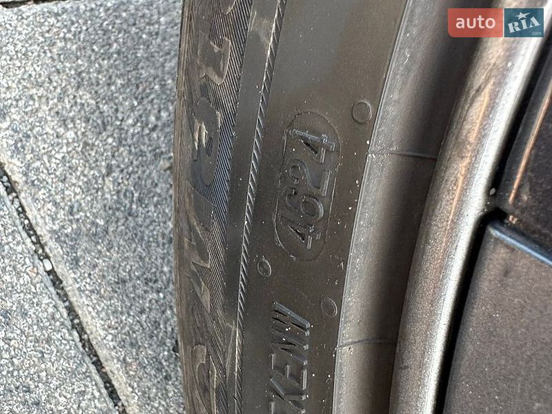 Седан Tesla Model 3 2019 в Луцке