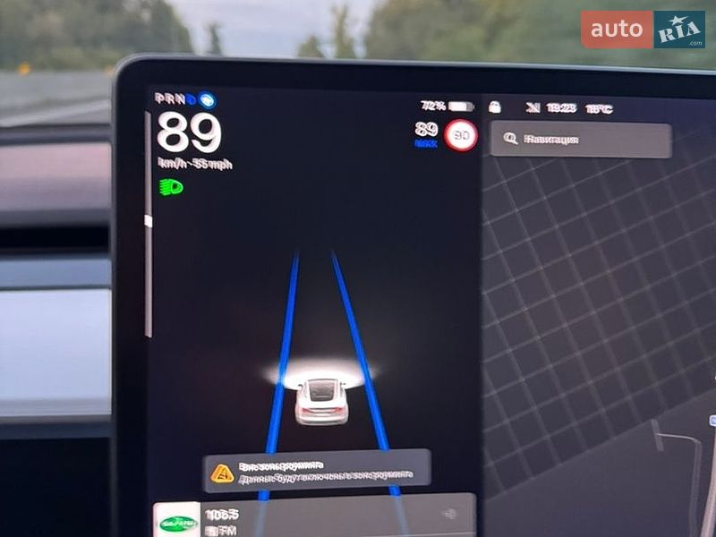 Седан Tesla Model 3 2018 в Калиновке