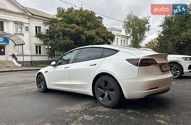 Седан Tesla Model 3 2022 в Полтаве