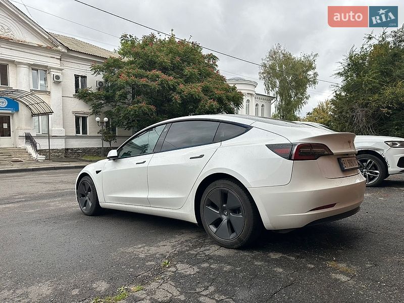 Седан Tesla Model 3 2022 в Полтаве