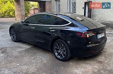 Седан Tesla Model 3 2019 в Дрогобыче