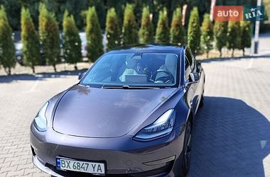 Седан Tesla Model 3 2020 в Хмельницькому