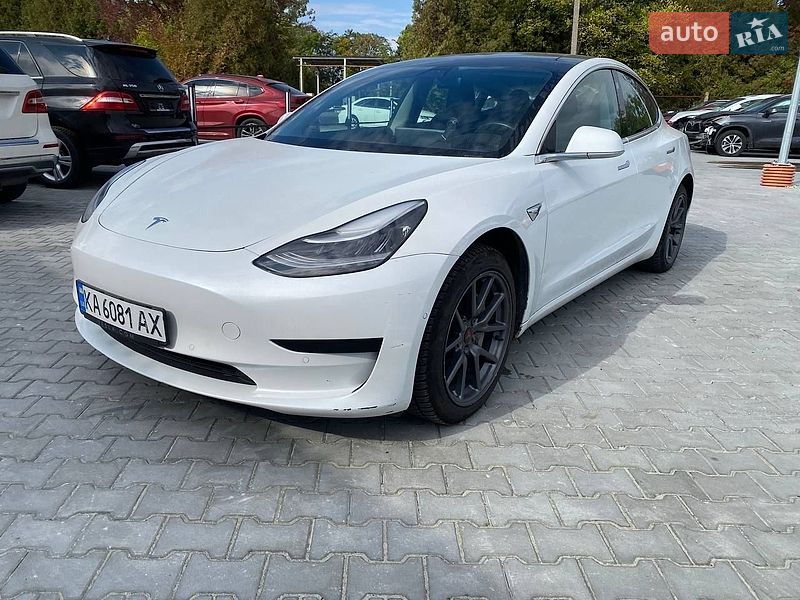 Седан Tesla Model 3 2020 в Львові фото 3 Седан Tesla Model 3 2020 в Львові