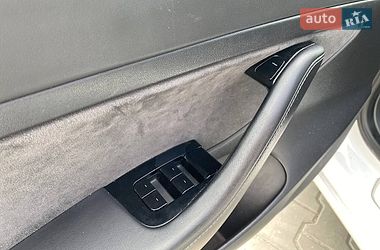 Седан Tesla Model 3 2020 в Львові фото 11 Седан Tesla Model 3 2020 в Львові