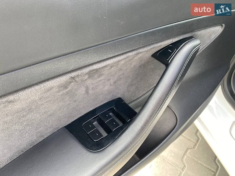 Седан Tesla Model 3 2020 в Львові фото 11 Седан Tesla Model 3 2020 в Львові