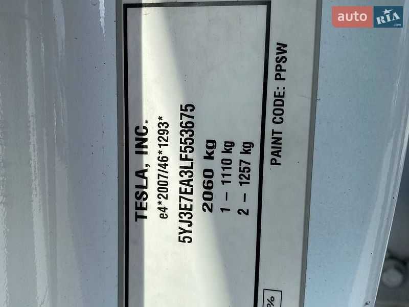 Седан Tesla Model 3 2020 в Львові фото 26 Седан Tesla Model 3 2020 в Львові