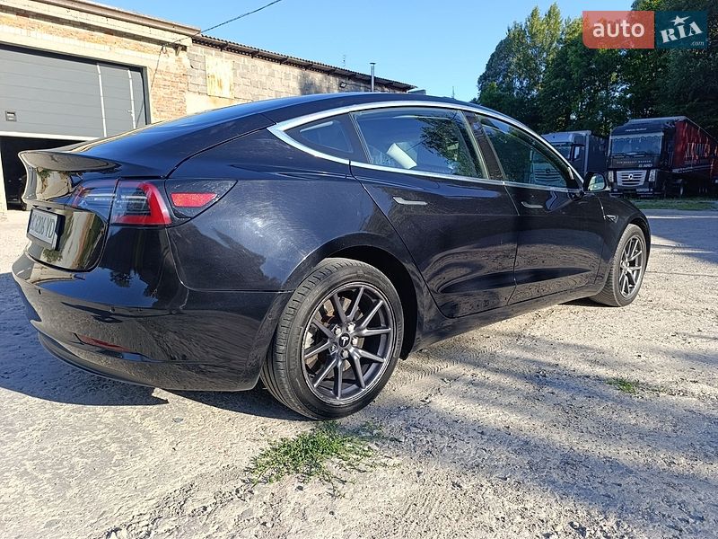 Седан Tesla Model 3 2018 в Львове фото 3 Седан Tesla Model 3 2018 в Львове