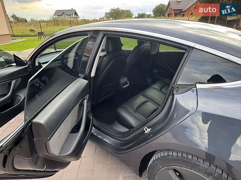 Седан Tesla Model 3 2020 в Виннице фото 10 Седан Tesla Model 3 2020 в Виннице