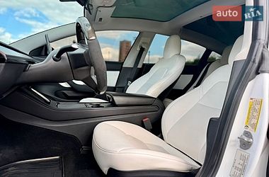 Седан Tesla Model 3 2019 в Кривом Роге