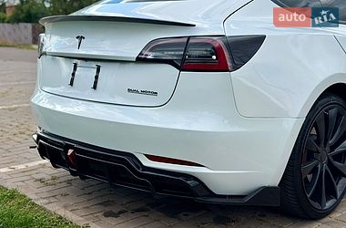 Седан Tesla Model 3 2019 в Кривом Роге
