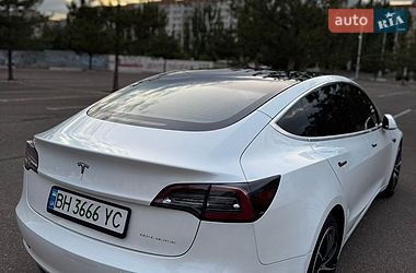 Седан Tesla Model 3 2020 в Одессе