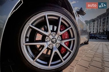 Седан Tesla Model 3 2023 в Черкассах фото 15 Седан Tesla Model 3 2023 в Черкассах