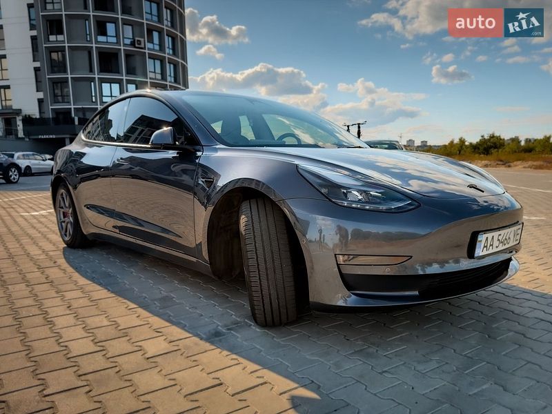 Седан Tesla Model 3 2023 в Черкассах фото 3 Седан Tesla Model 3 2023 в Черкассах