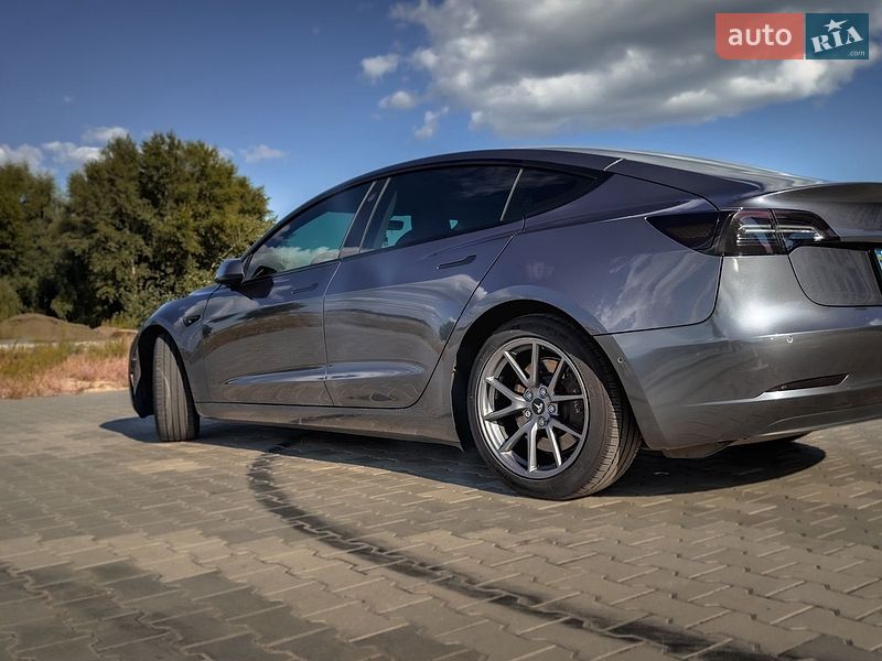 Седан Tesla Model 3 2023 в Черкассах фото 33 Седан Tesla Model 3 2023 в Черкассах
