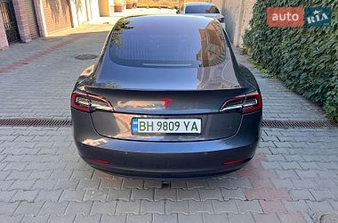 Седан Tesla Model 3 2019 в Одесі