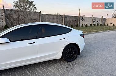 Седан Tesla Model 3 2021 в Вознесенську