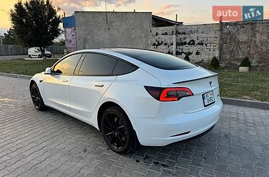 Седан Tesla Model 3 2021 в Вознесенську