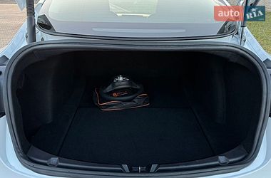 Седан Tesla Model 3 2021 в Вознесенську