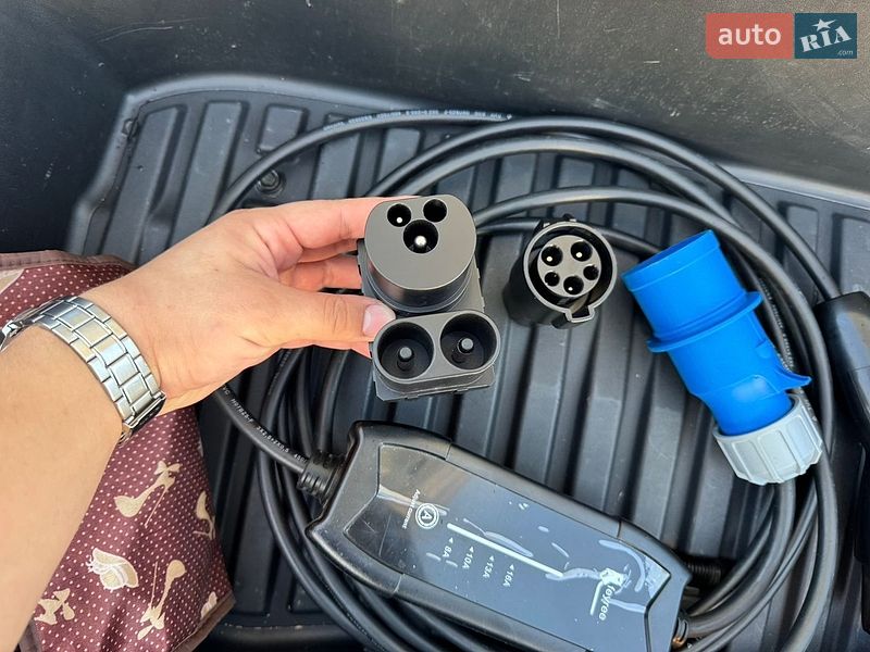 Седан Tesla Model 3 2021 в Вознесенську