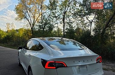 Седан Tesla Model 3 2019 в Ковелі