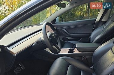 Седан Tesla Model 3 2019 в Ковелі