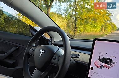 Седан Tesla Model 3 2019 в Ковелі