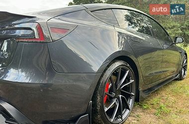 Седан Tesla Model 3 2024 в Полтаві