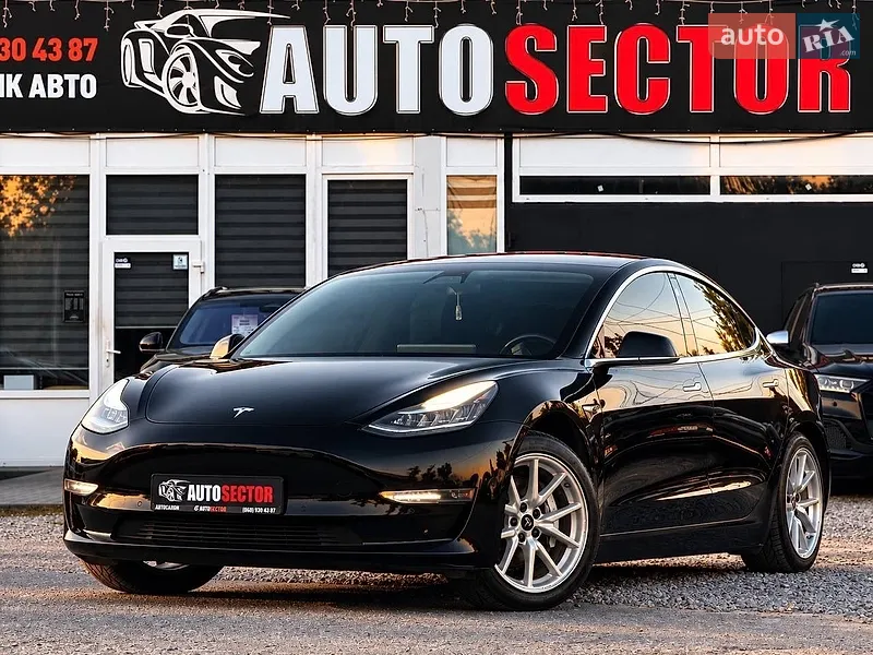 Tesla Model 3