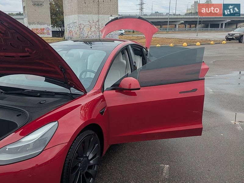 Седан Tesla Model 3 2023 в Києві фото 25 Седан Tesla Model 3 2023 в Києві