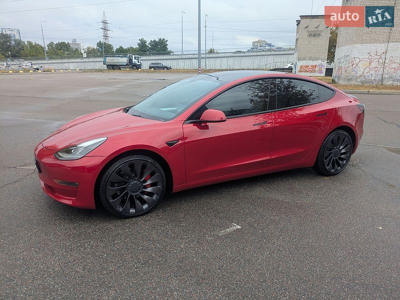 Седан Tesla Model 3 2023 в Києві фото 50 Седан Tesla Model 3 2023 в Києві