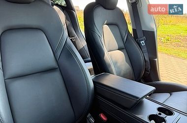 Седан Tesla Model 3 2022 в Ивано-Франковске