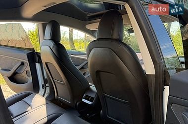 Седан Tesla Model 3 2022 в Ивано-Франковске
