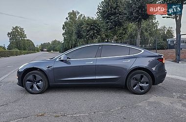 Седан Tesla Model 3 2020 в Белой Церкви