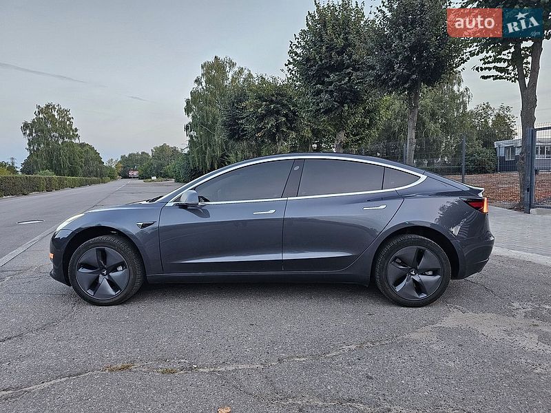 Седан Tesla Model 3 2020 в Белой Церкви