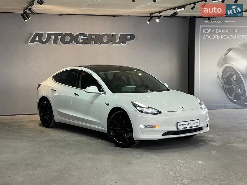Tesla Model 3