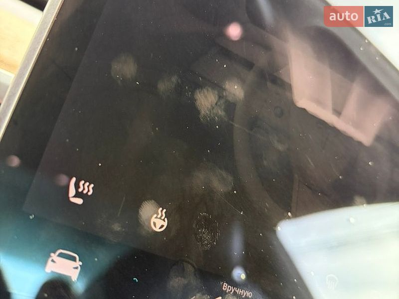 Седан Tesla Model 3 2021 в Киеве