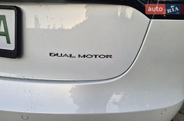Седан Tesla Model 3 2021 в Ківерцях