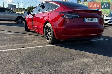 Седан Tesla Model 3 2019 в Белогородке фото 4 Седан Tesla Model 3 2019 в Белогородке