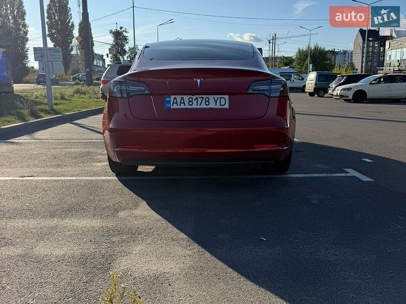 Седан Tesla Model 3 2019 в Белогородке фото 12 Седан Tesla Model 3 2019 в Белогородке