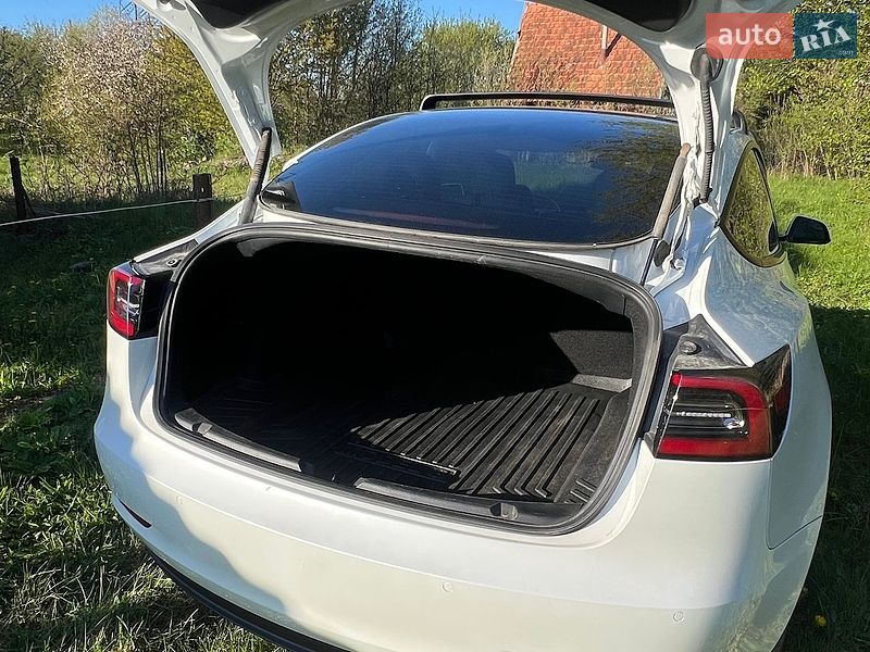 Седан Tesla Model 3 2022 в Сколе фото 8 Седан Tesla Model 3 2022 в Сколе