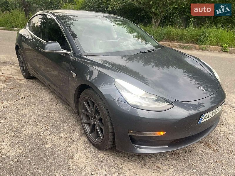 Tesla Model 3 2018 Tesla Model 3 2018