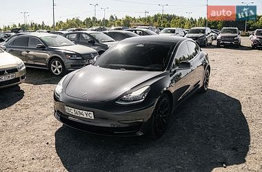 Седан Tesla Model 3 2020 в Львові