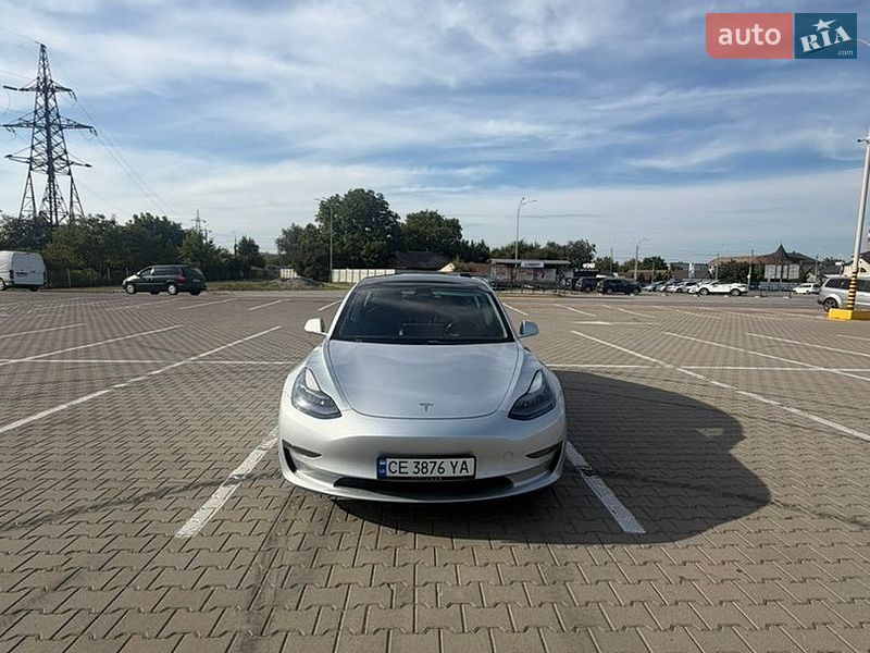 Седан Tesla Model 3 2018 в Черновцах фото Седан Tesla Model 3 2018 в Черновцах